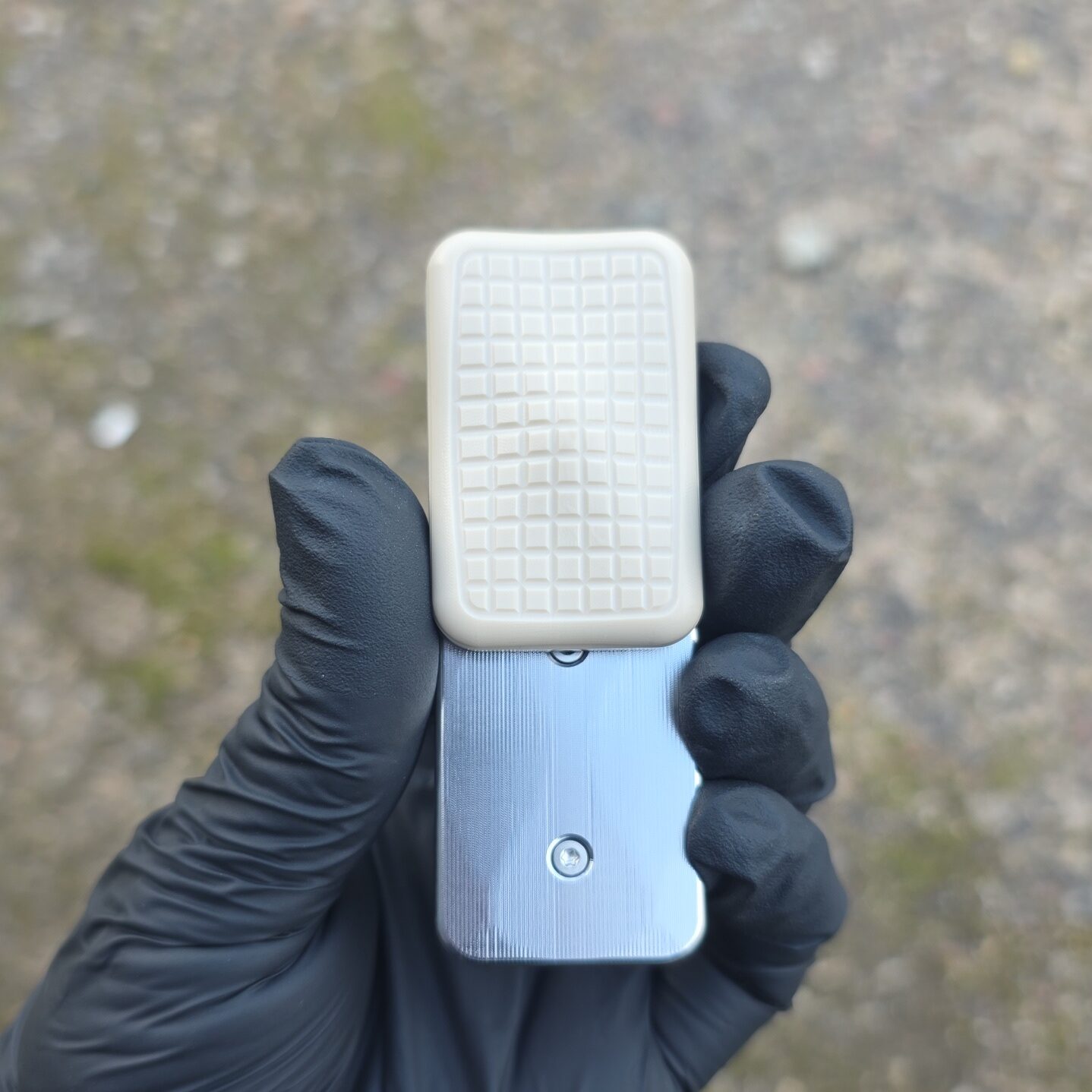 Dutch Auction | Mini Peek Fatty S Frag Fidget Slider - Image 2