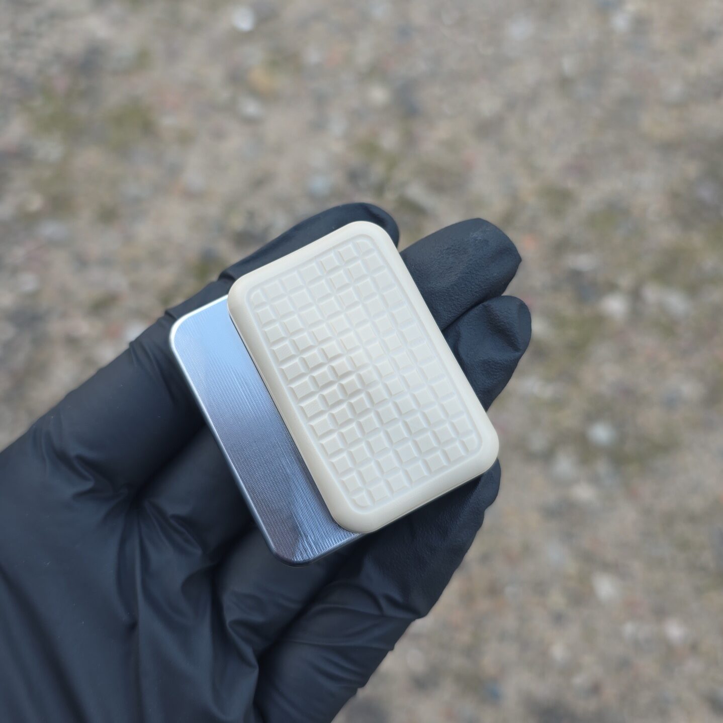 Dutch Auction | Mini Peek Fatty S Frag Fidget Slider - Image 4